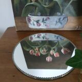 Beveled mirror