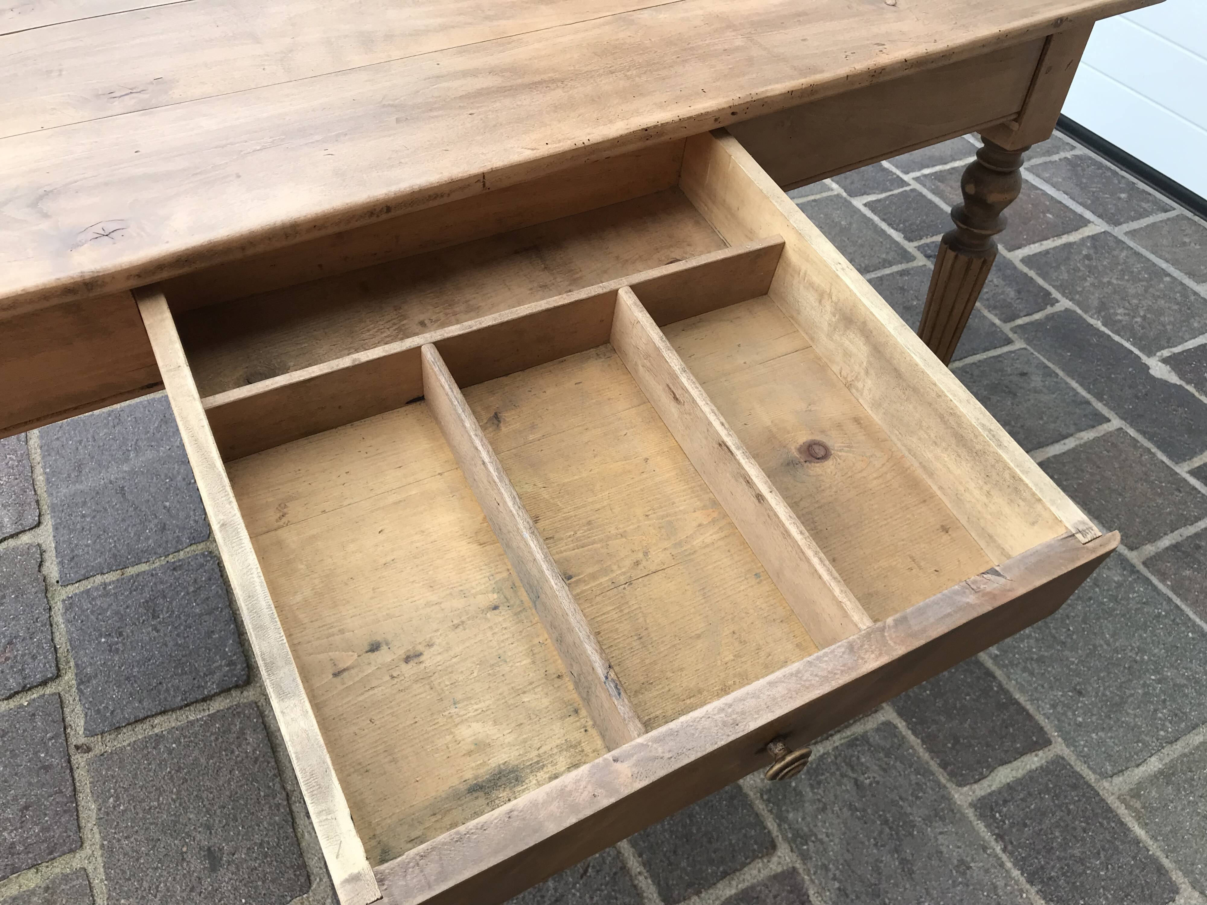 Farmhouse table