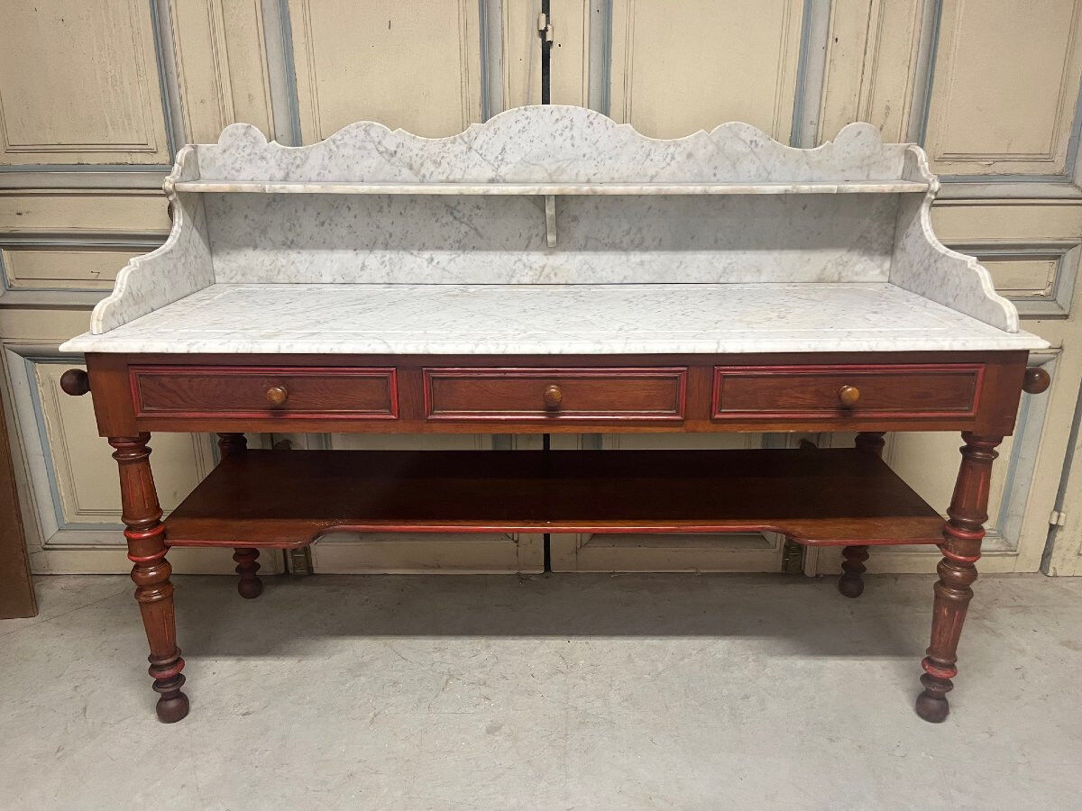 Serving cart from the 1900s