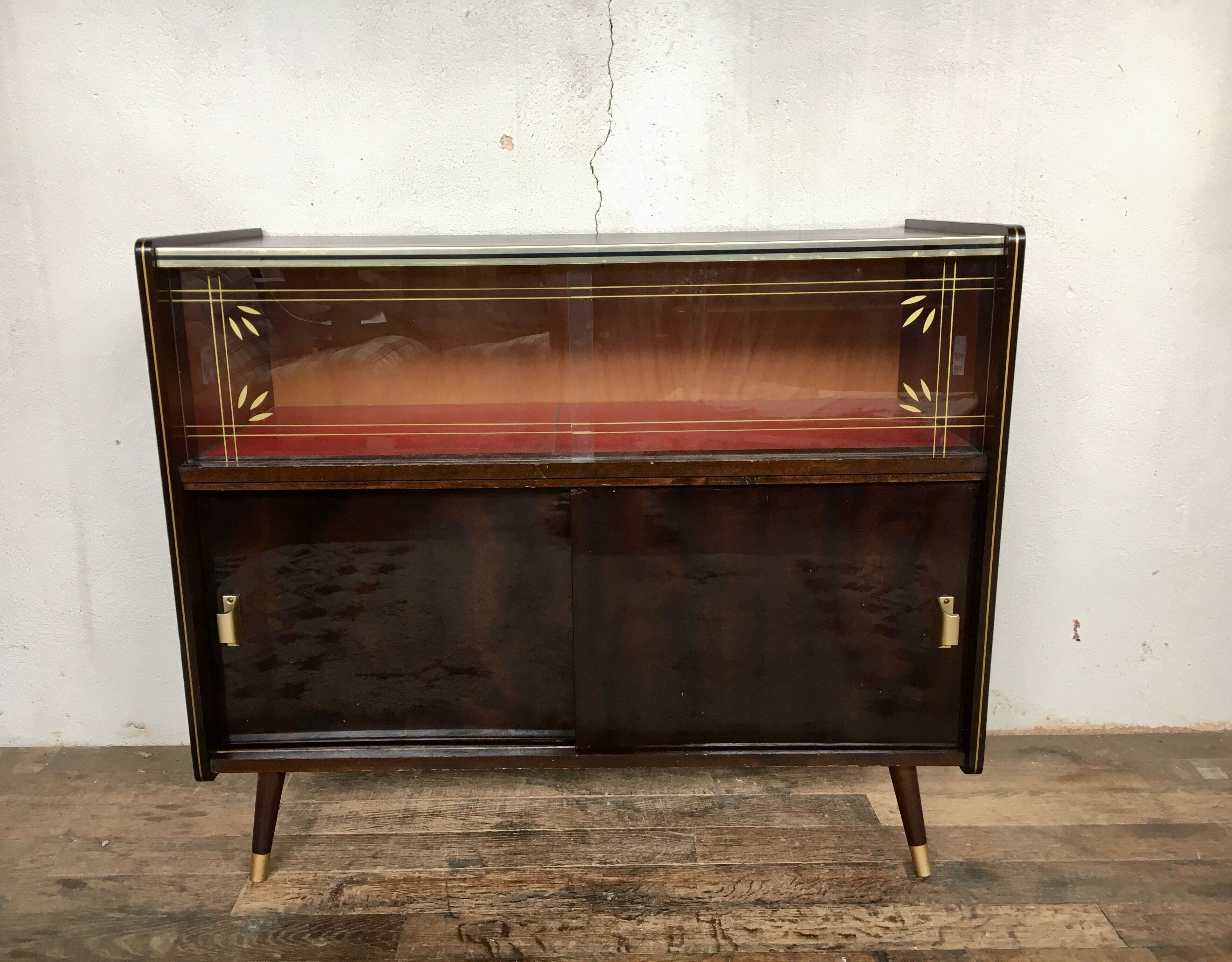 Enfilade feet compass 1960