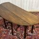 Drop-leaf English table in mahogany called Gateleg.