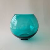 Vase rond en verre bleu
