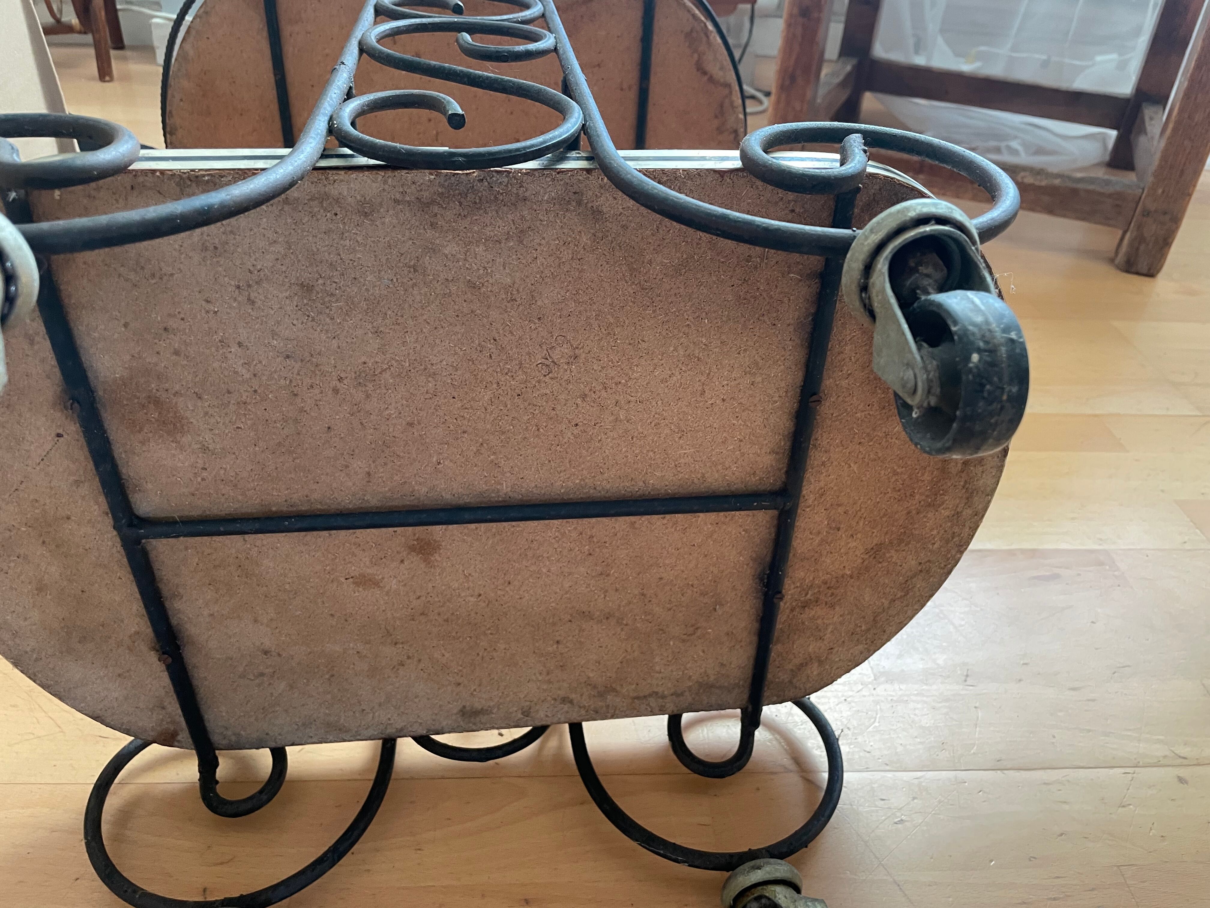 Table desserte à roulettes bar porte bouteilles fer forgé formica vintage