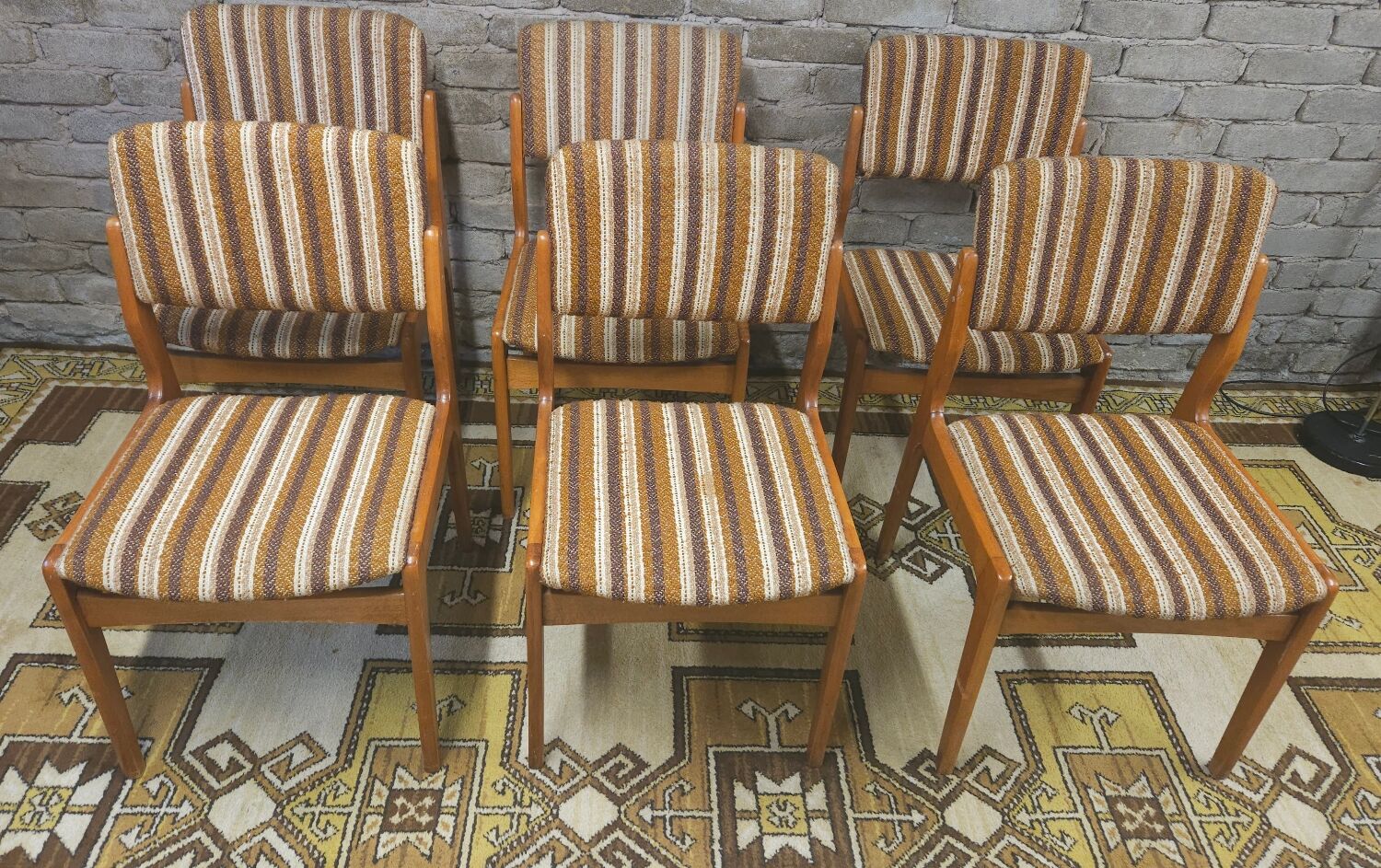 Set of 6 vintage Scandinavian chairs from the 1970s