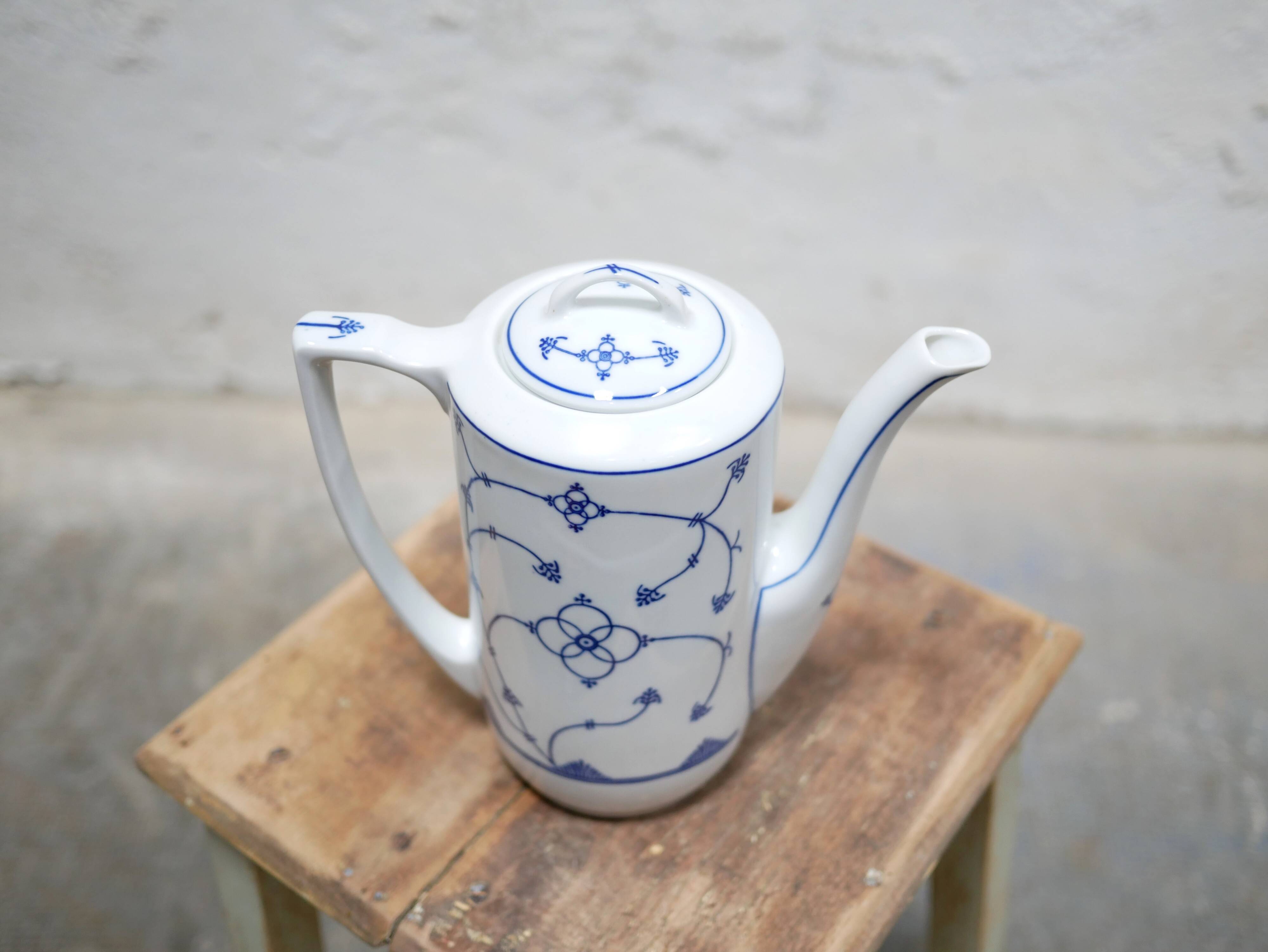 Vintage porcelain coffee pot produced by Jäger Eisenberg, Germany