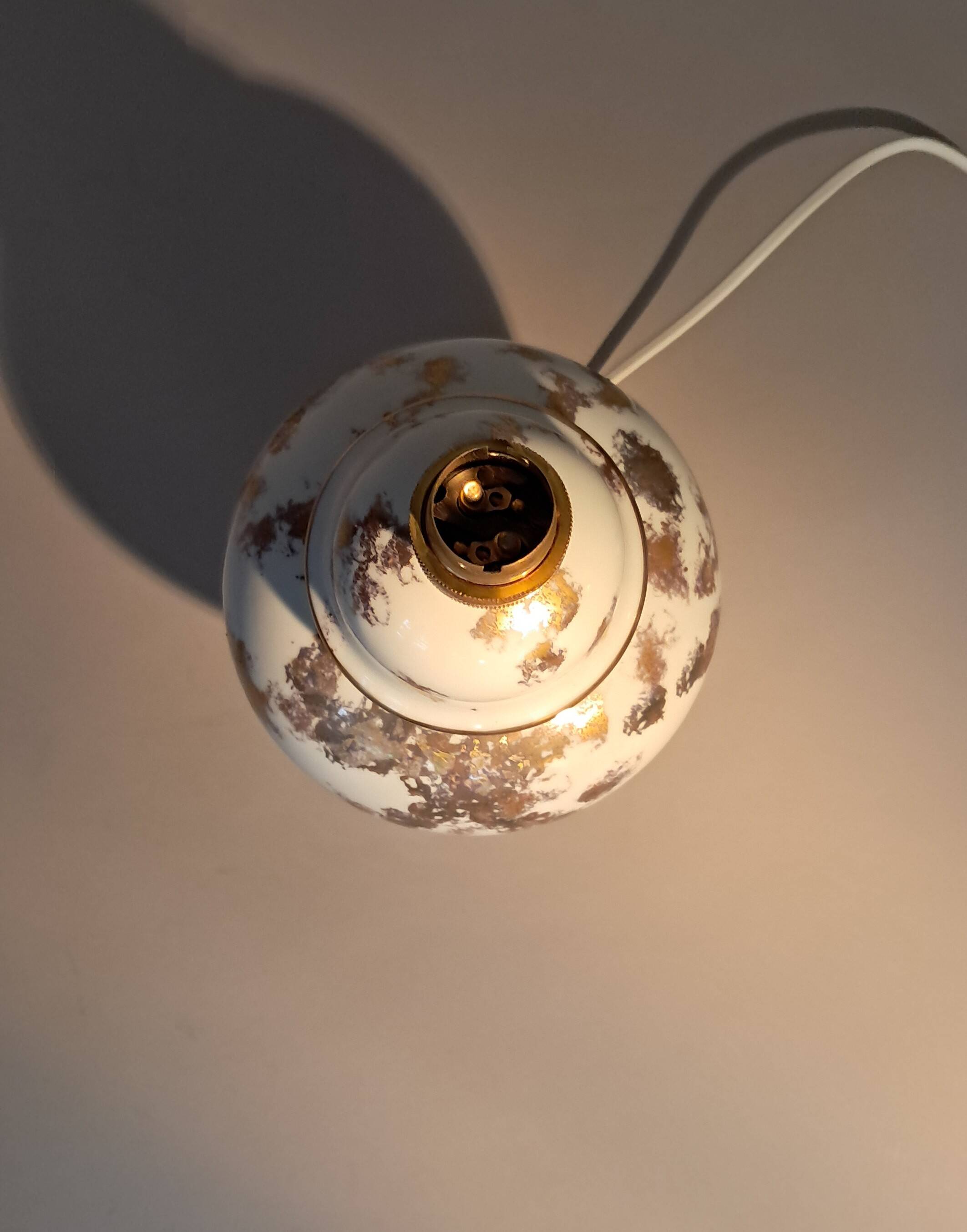 Fine porcelain lamp gilded with gold by Laure Selignac, Paris.