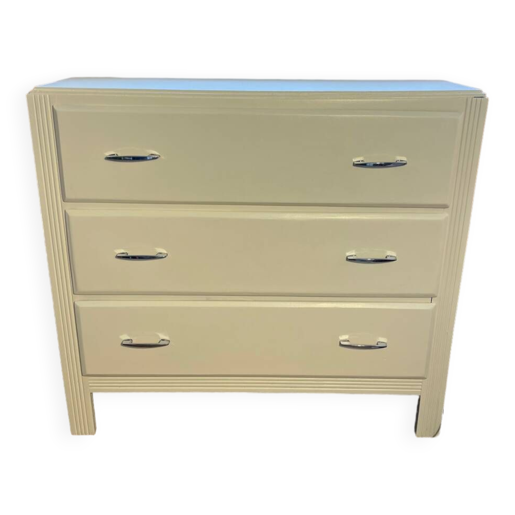 Vintage chest of drawers restored in white painted wood