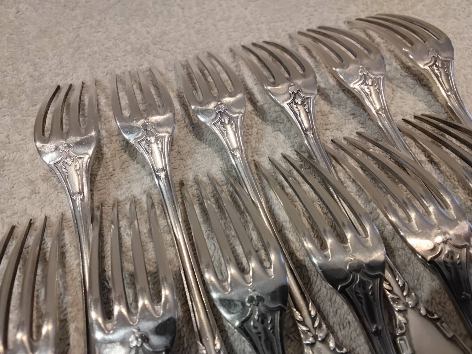 12 silver-plated dessert forks, Louis XVI style, silversmith OD