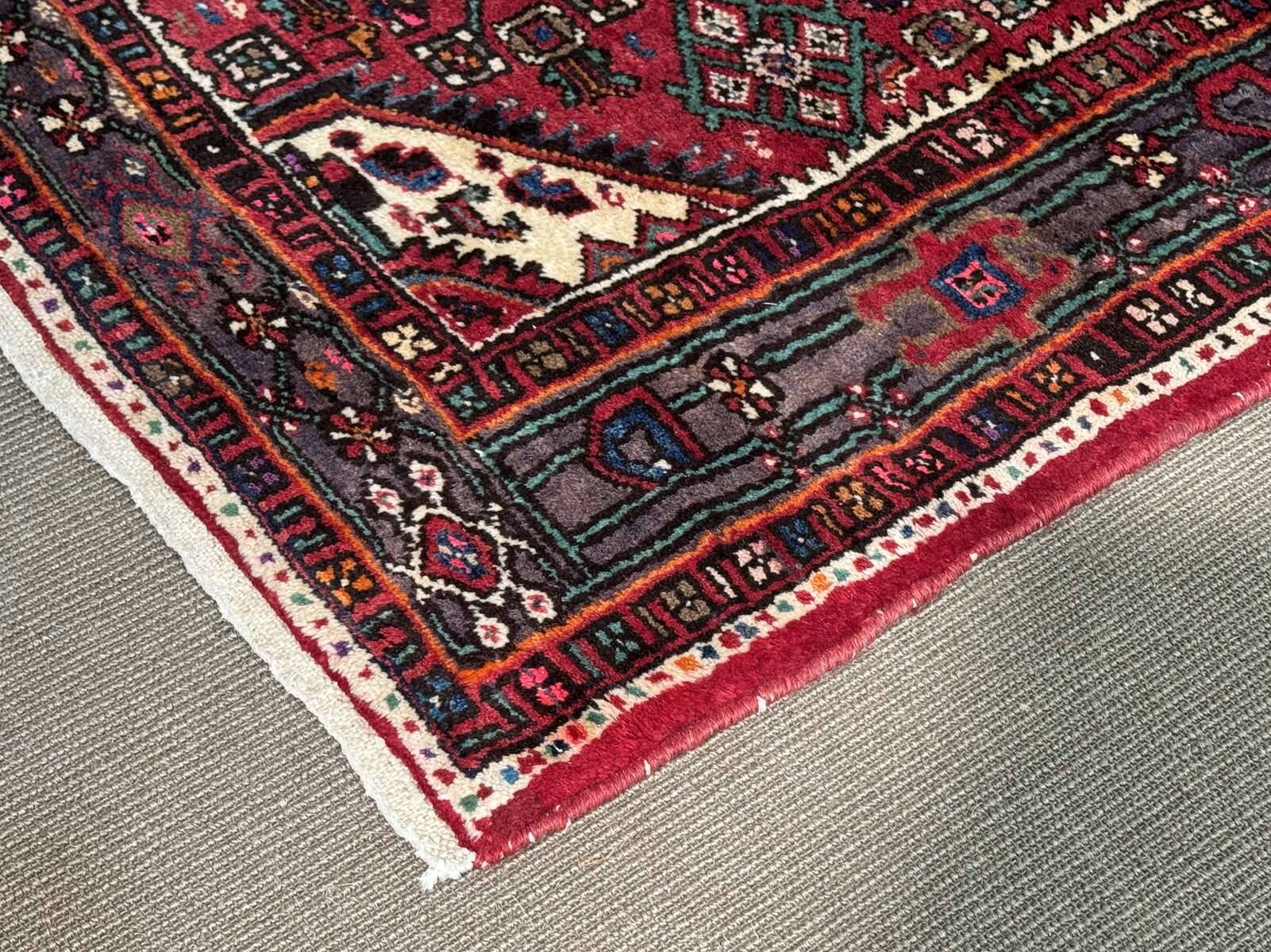 Tapis iranien en laine fait main