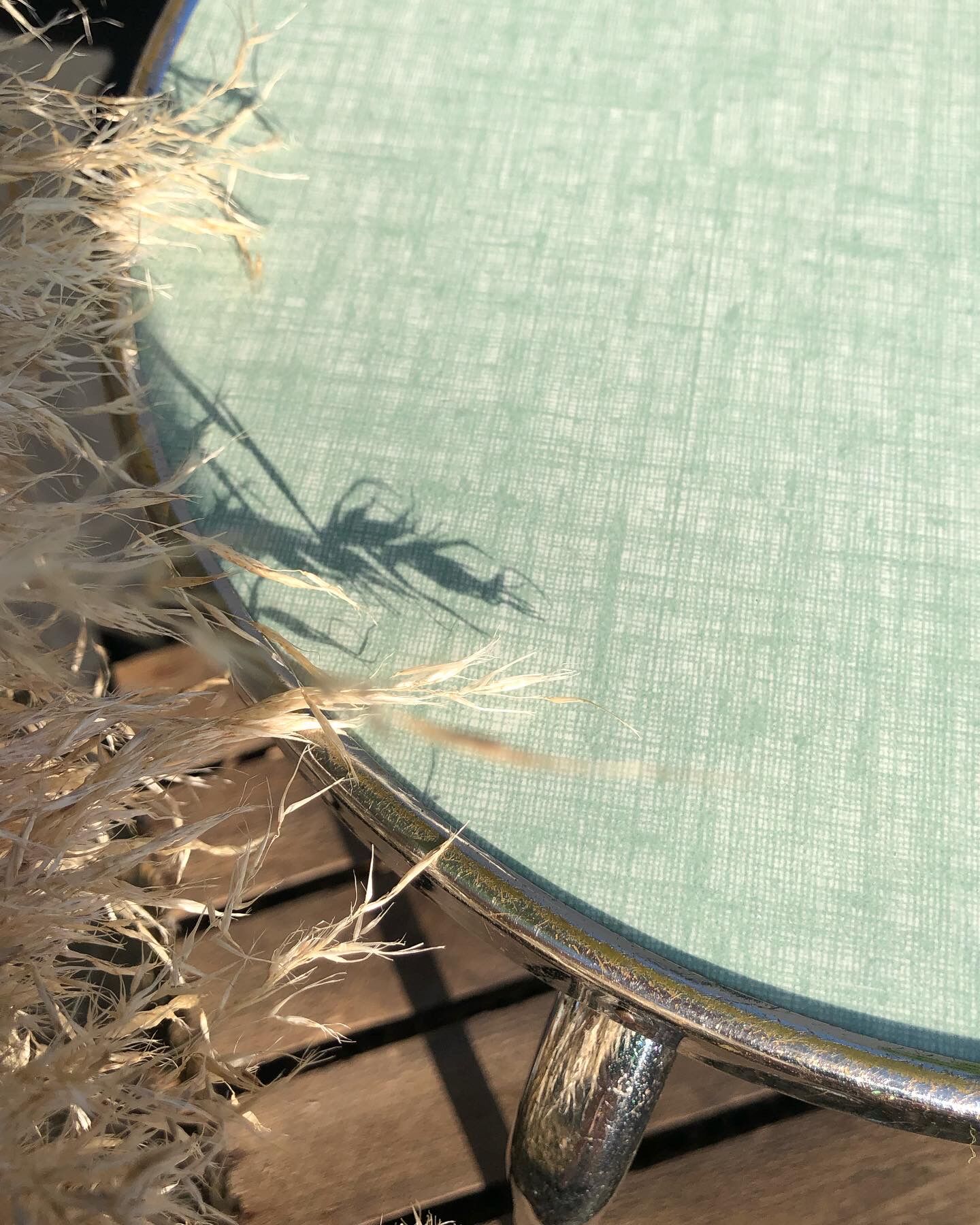 Tabouret en formica rond