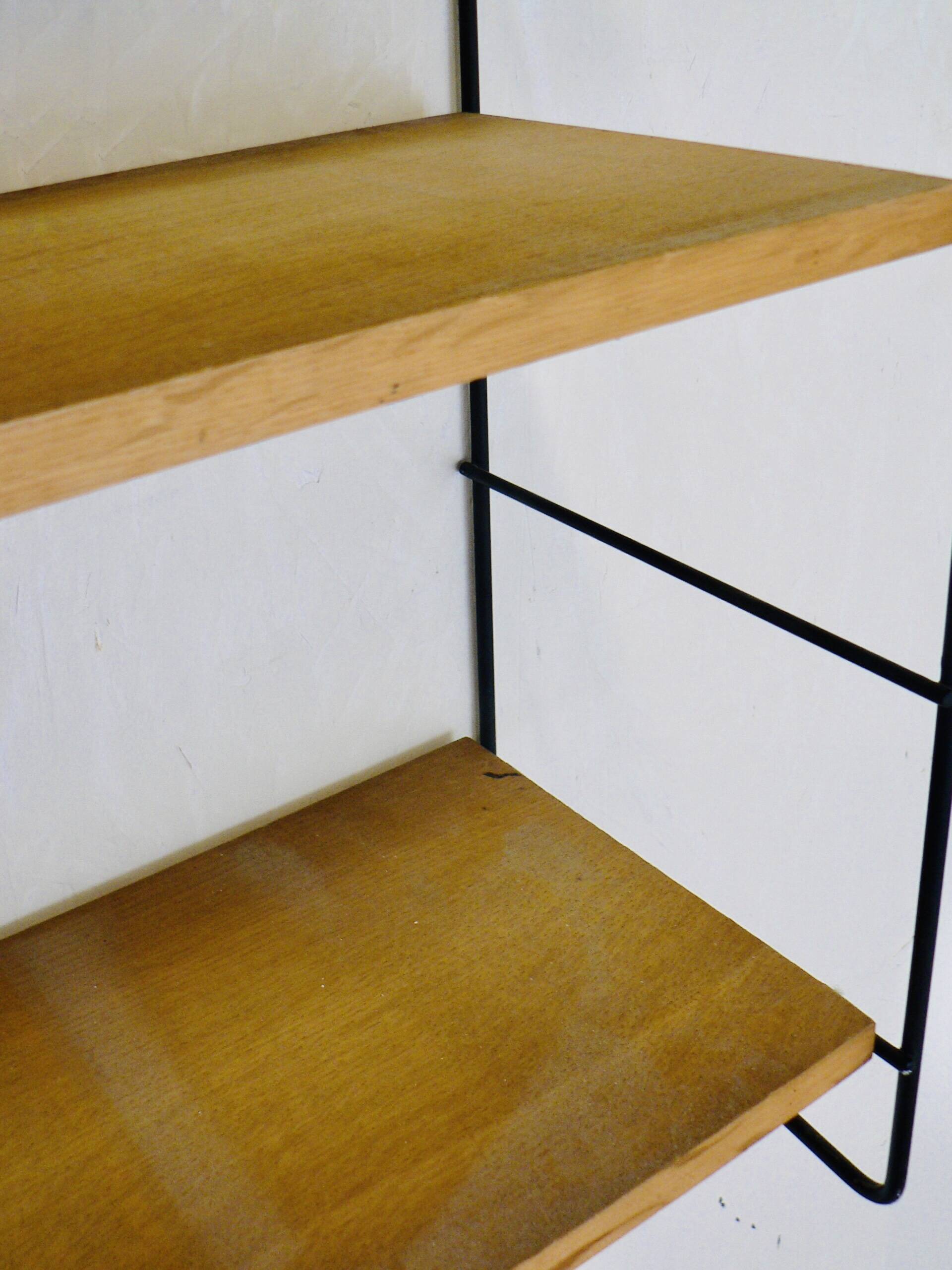 String shelf three shelves