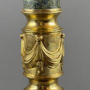 Pair of green marble columns, gilded bronze and gilded brass, 20th Century