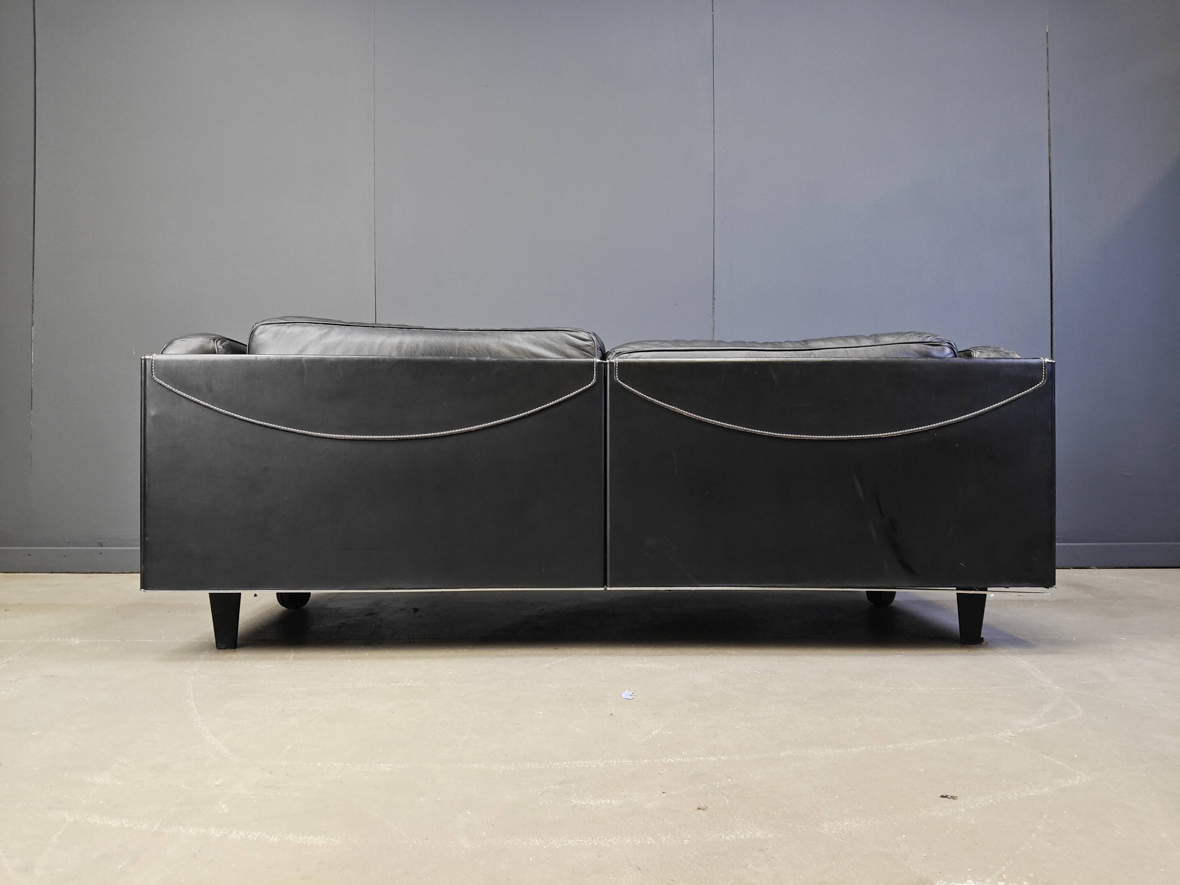 Vintage 'Twice' sofa by Pierluigi Cerri for Poltrona Frau, 1990s