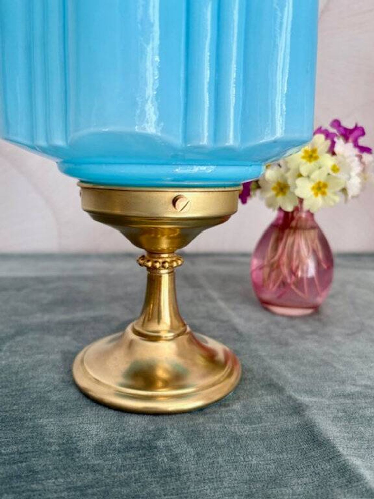 Art Deco lamp from the 1930s in turquoise opaline.