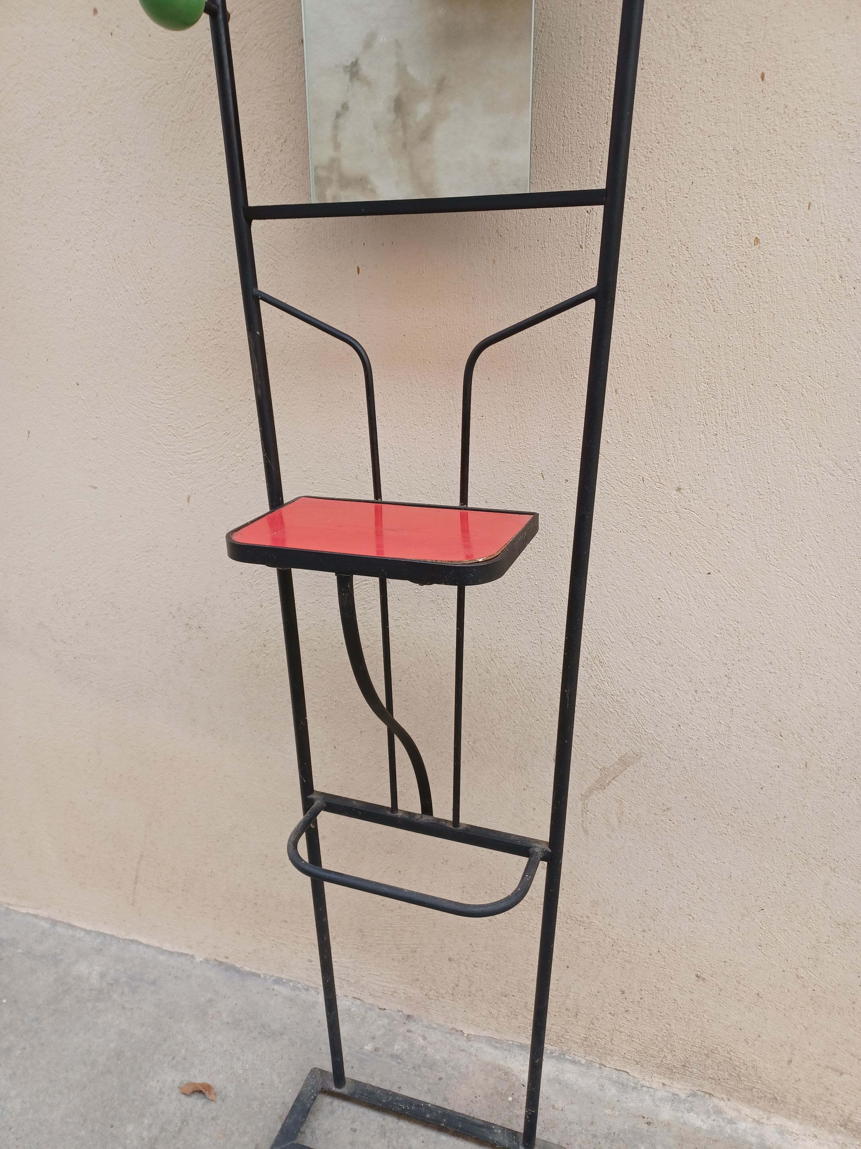 Cloakroom, vintage 50's