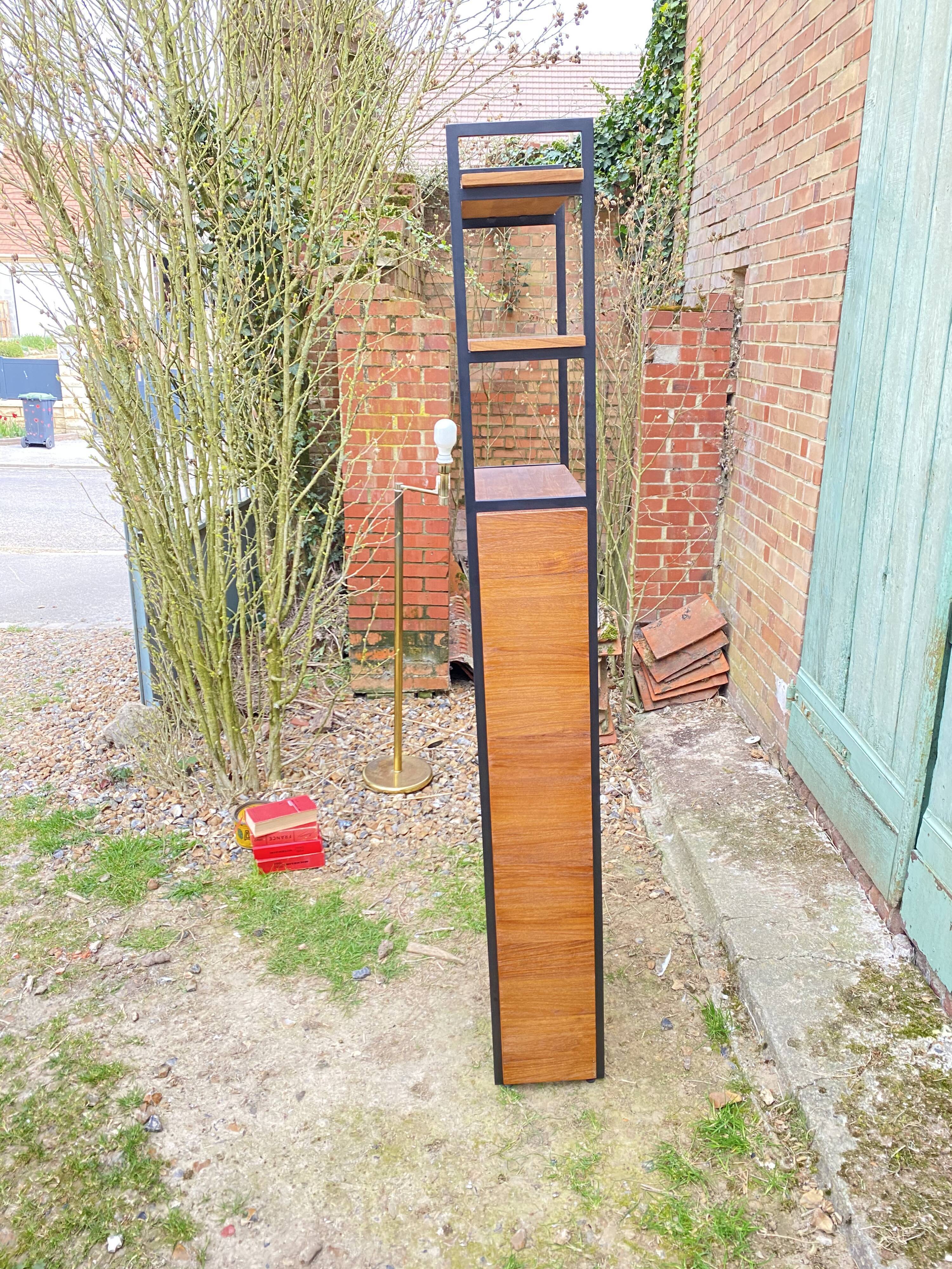 Vintage library/shelf