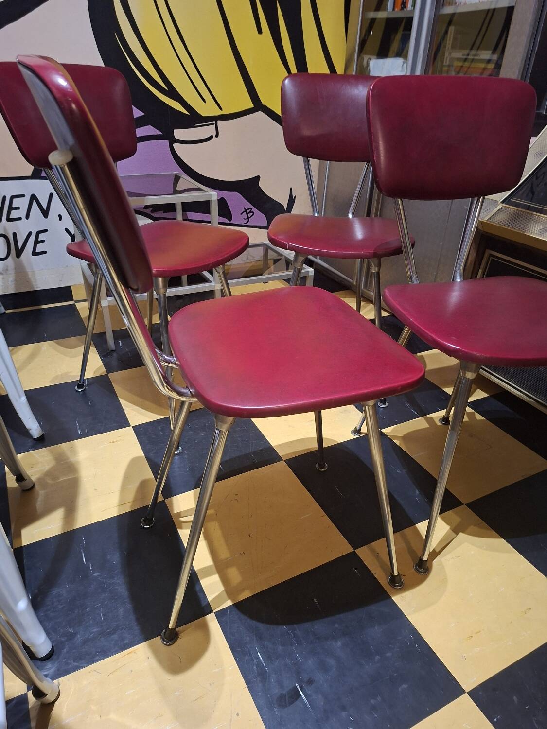 4 chaises vintage bordeaux