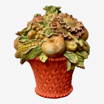 Decorative fruit basket