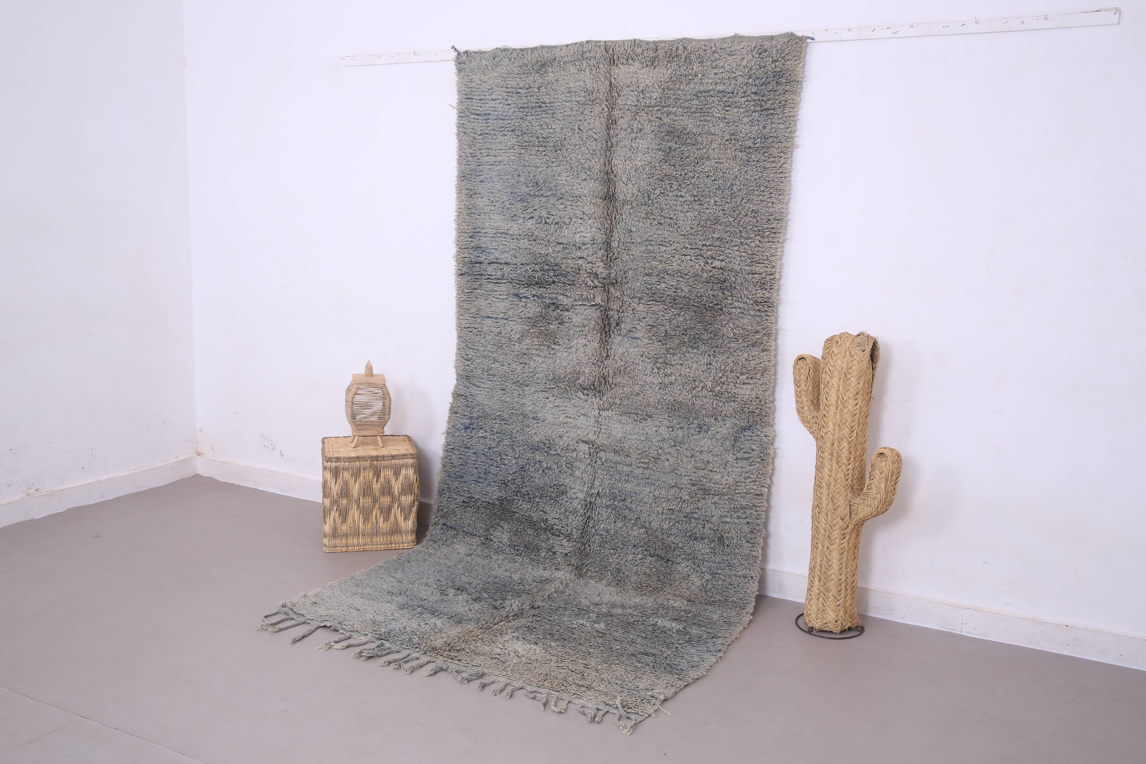 Pale Vintage Moroccan Rug 137 x 295 cm - Berber Wool Rug - Handmade Rug