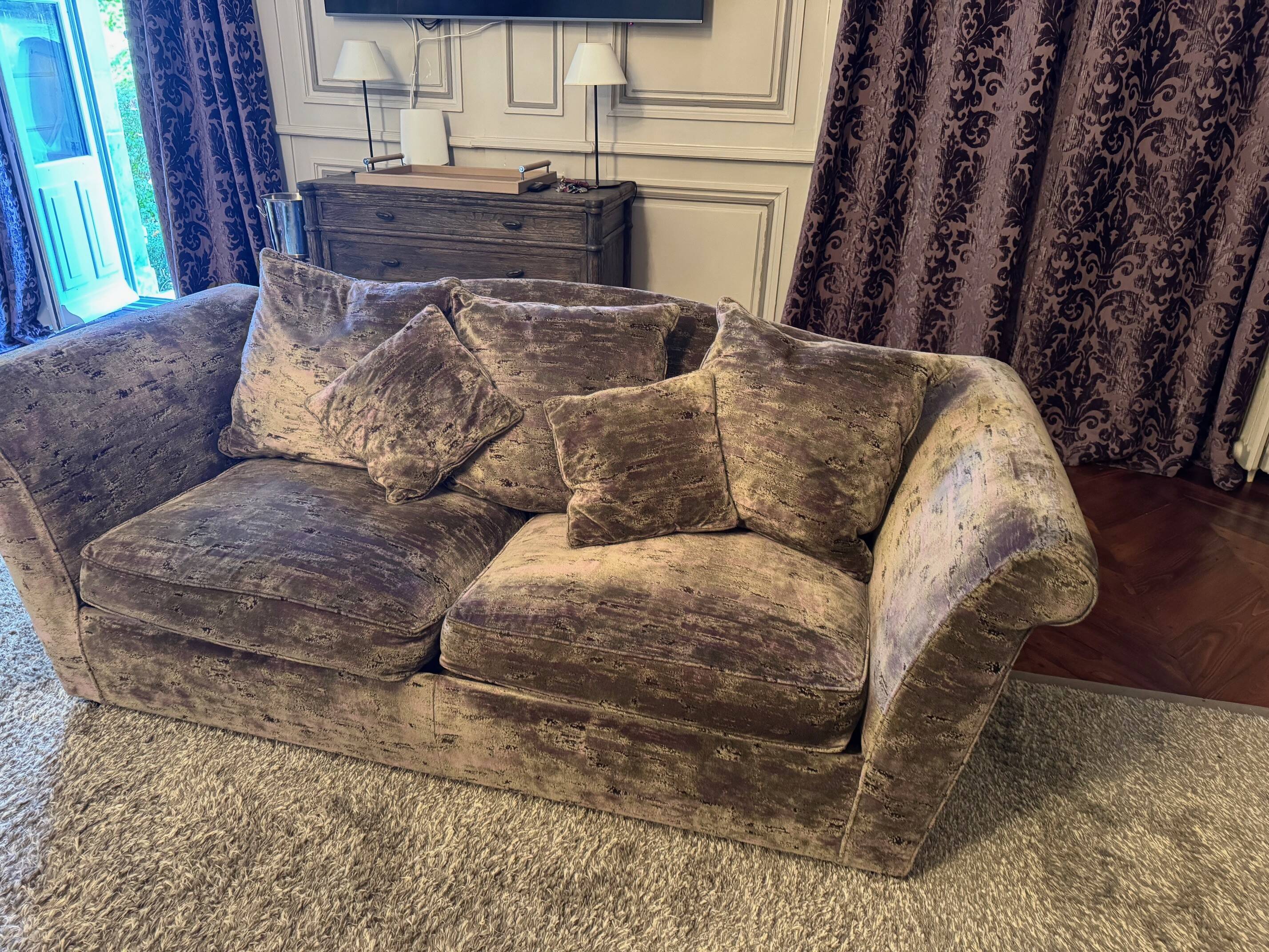 Velvet 3-seater sofa