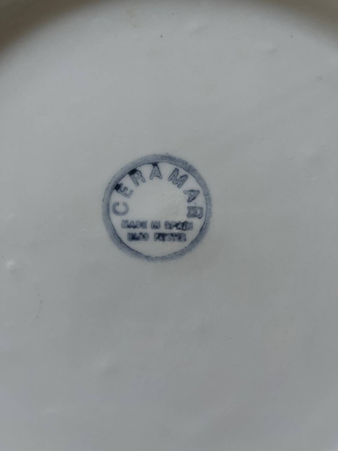 Spanish faience plate