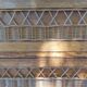 Commode vintage pieds compas en bois massif et osier