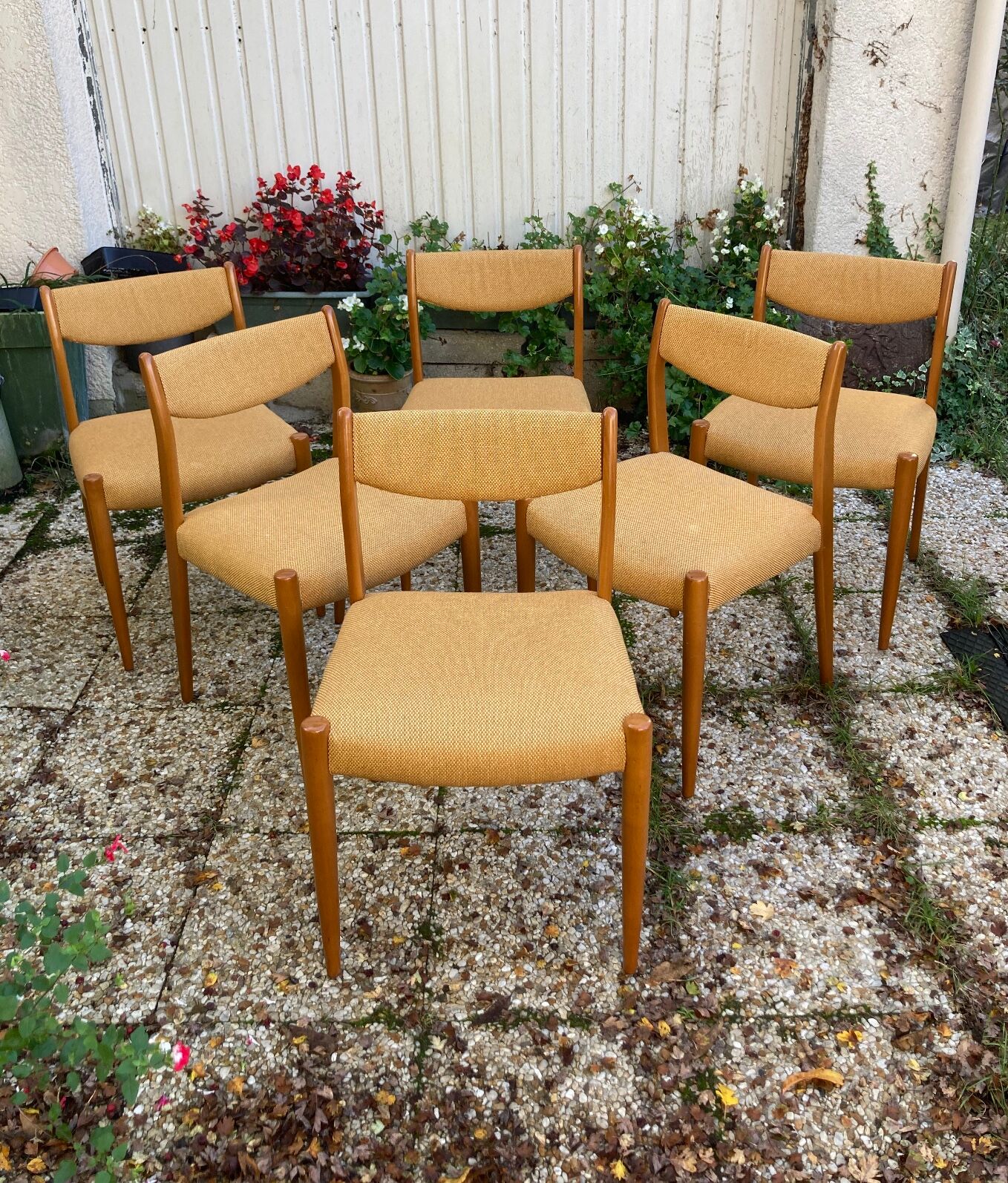 Set of 6 vintage Scandinavian chairs