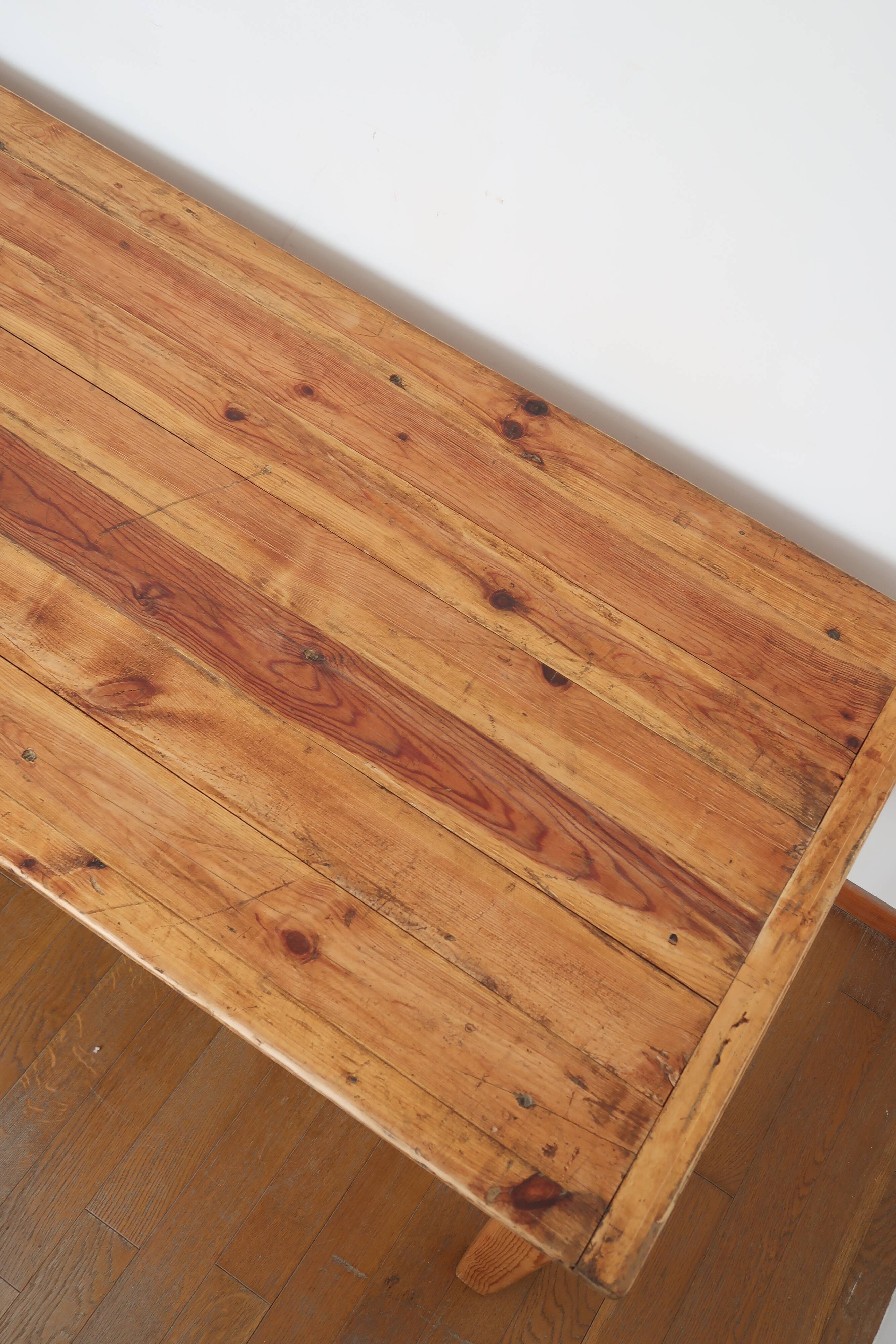 Light farmhouse table