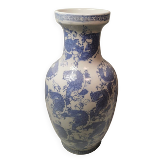 Grand vase en porcelaine d'inspiration chinoise asiatique décor bleu de poissons chats / carpes