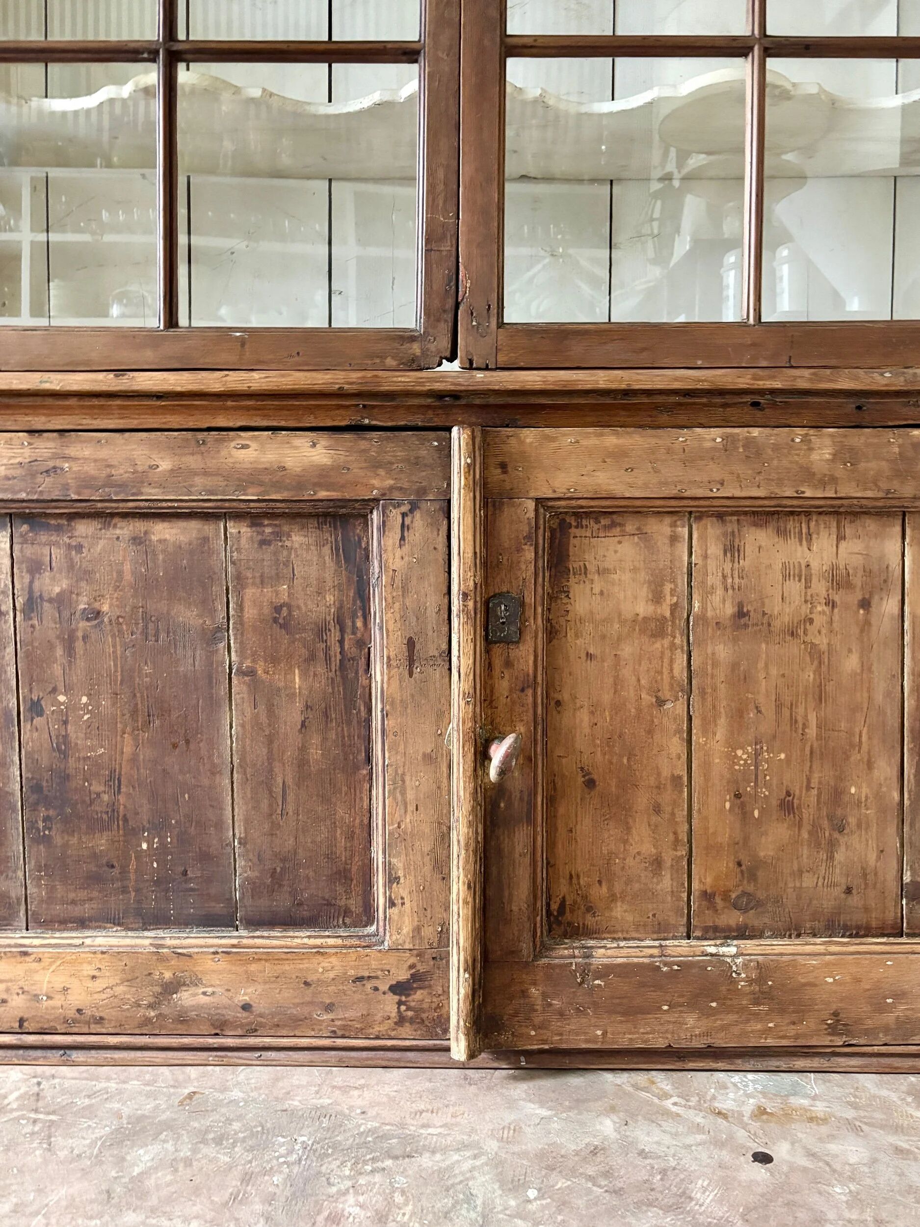 Buffet 2 corps vitré en bois, XIXème