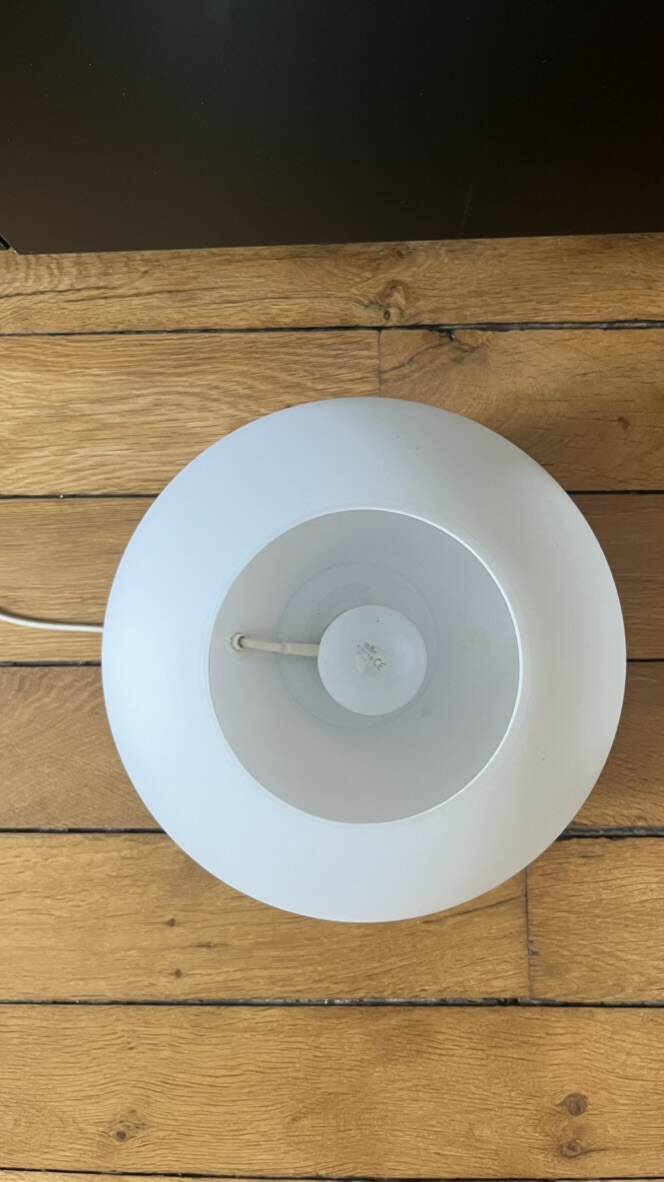 Lampe boule en verre opalin