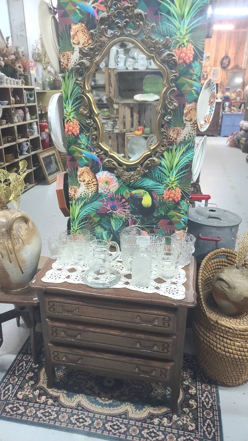 Small chest of drawers