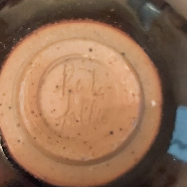 Sylviane-Patrice Voelkel sandstone cream service