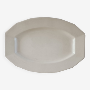 Plat demi-porcelaine de Badonviller