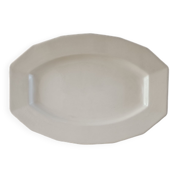 Plat demi-porcelaine de Badonviller