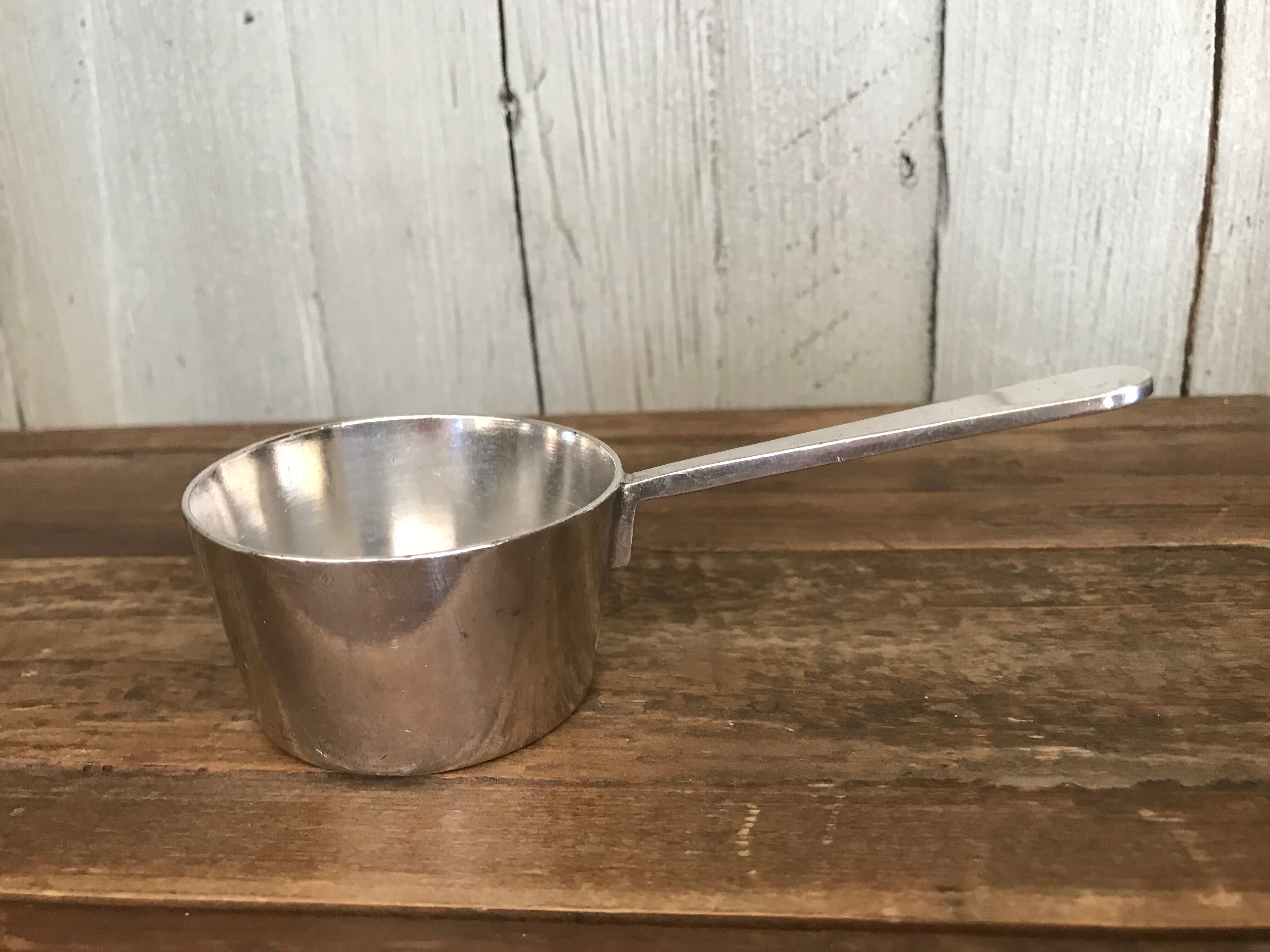 Silver metal dispenser