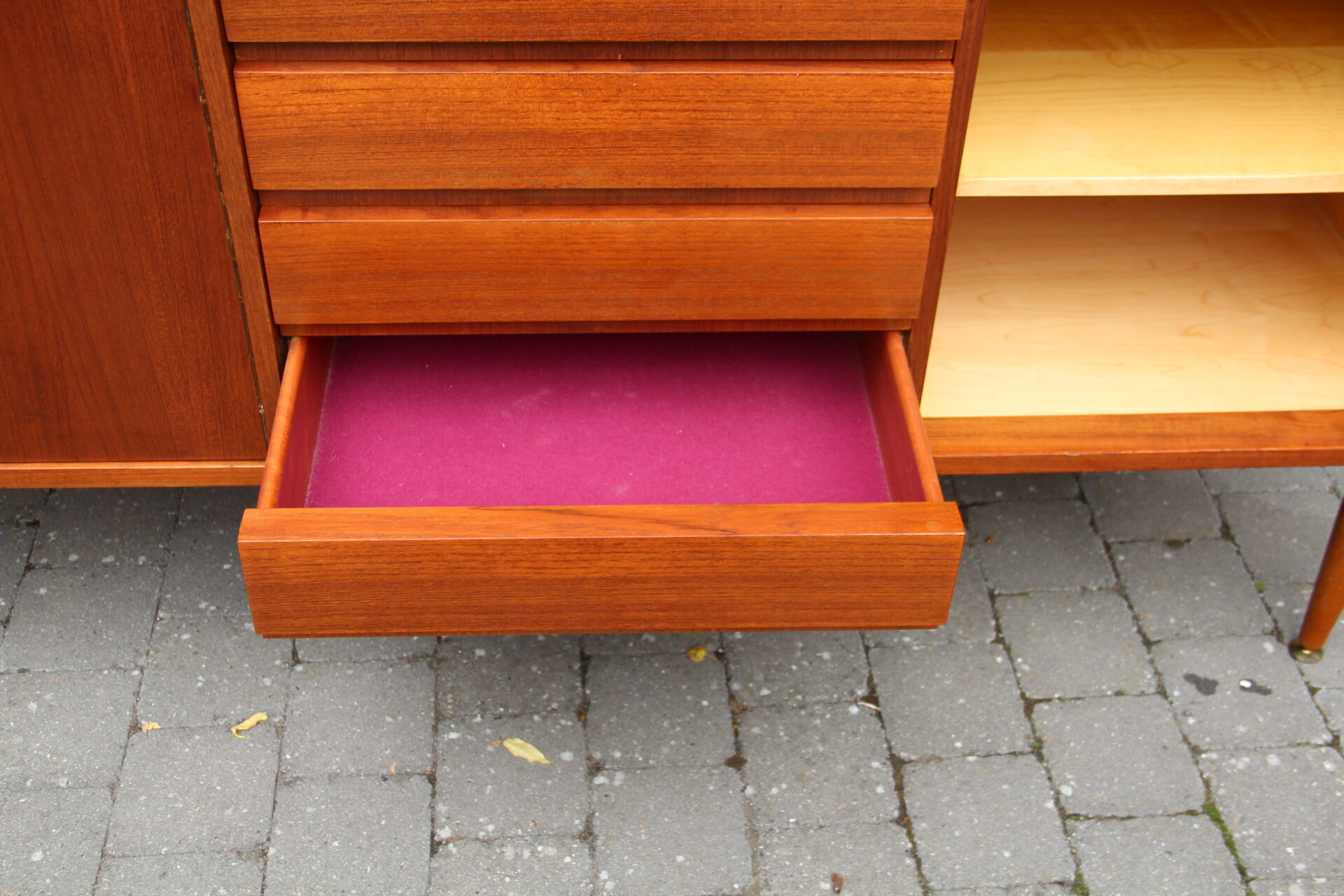 Large teak buffet thread