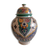 Former covered pot in moroccan polychrome ceramic.