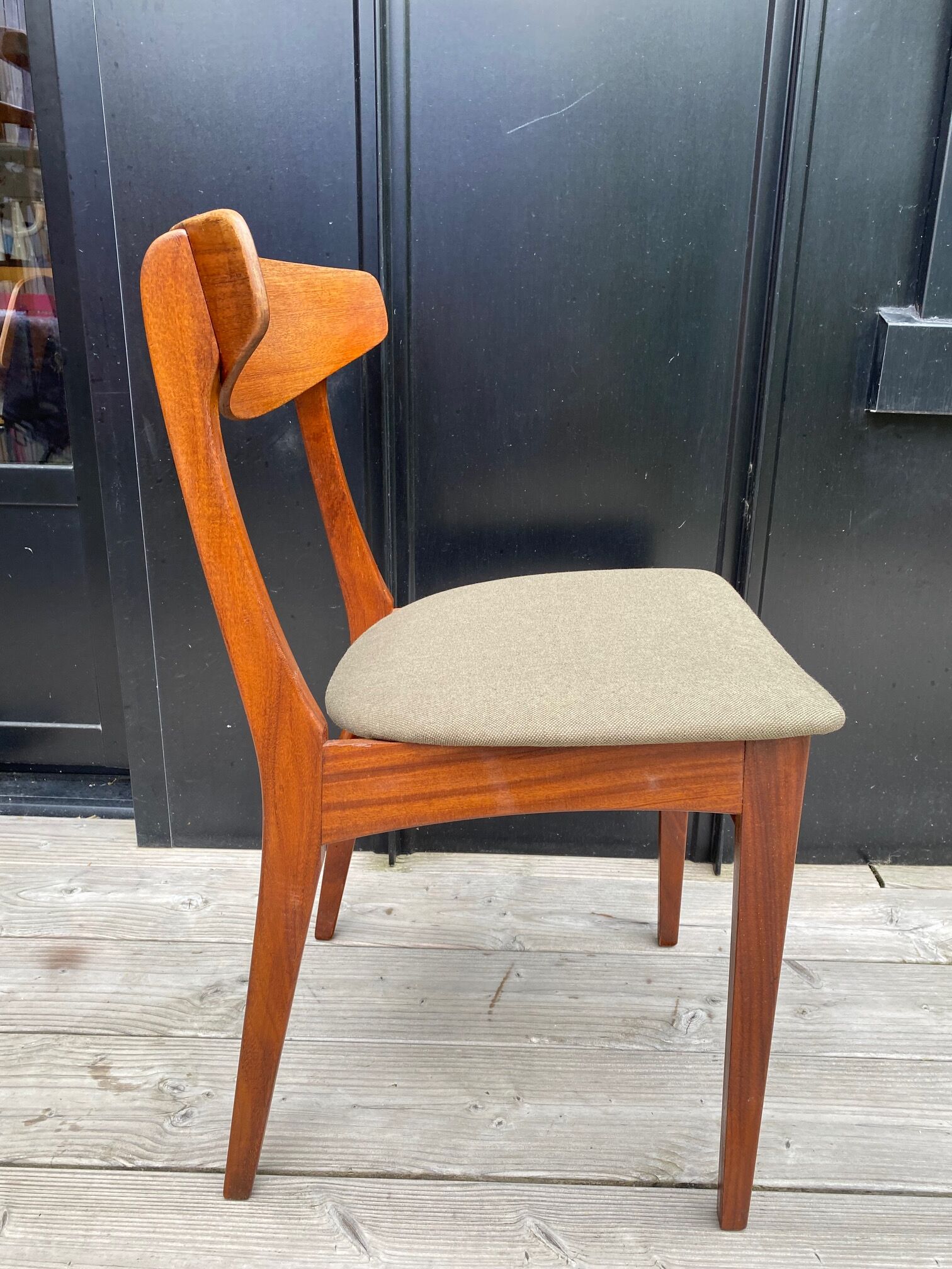 4 Chairs edited by Silkeborg