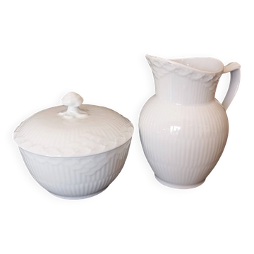 Covered sugar bowl and cream jug Royal Copenhagen 'White Fluted Half Lace'