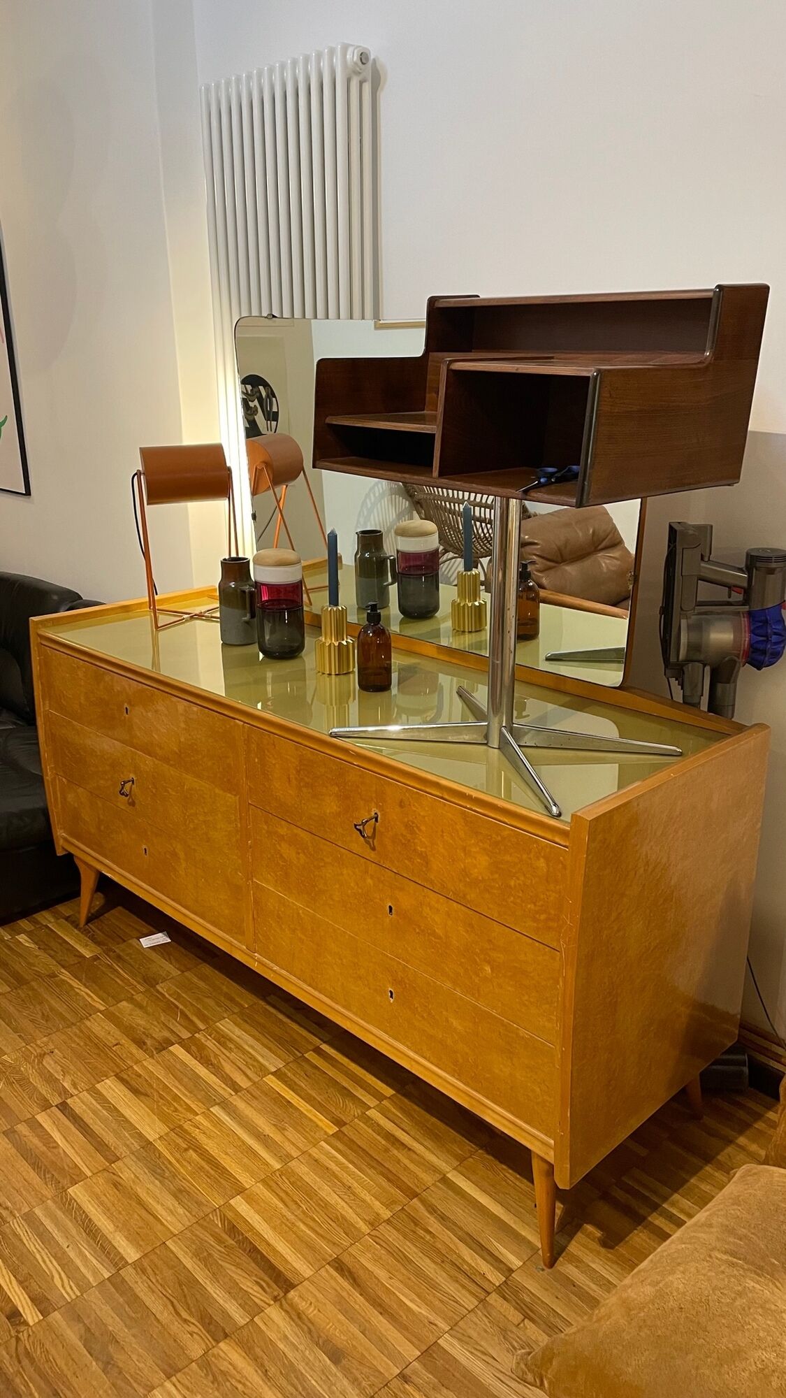 Commode pieds compas avec miroir italien des années 50