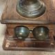 Téléphone décoratif en bois et laiton