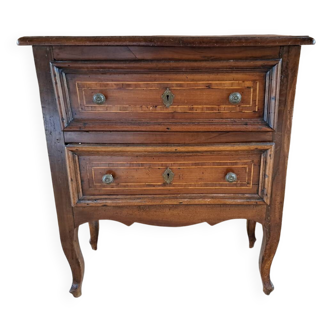 Old chest of drawers