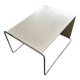 Table basse — plateau blanc / structure tubulaire chromée