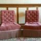Paire de chauffeuses crapauds