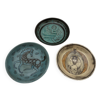 Set of Three Glazed Ceramic Bowls with Mythological Decoration, Pieces