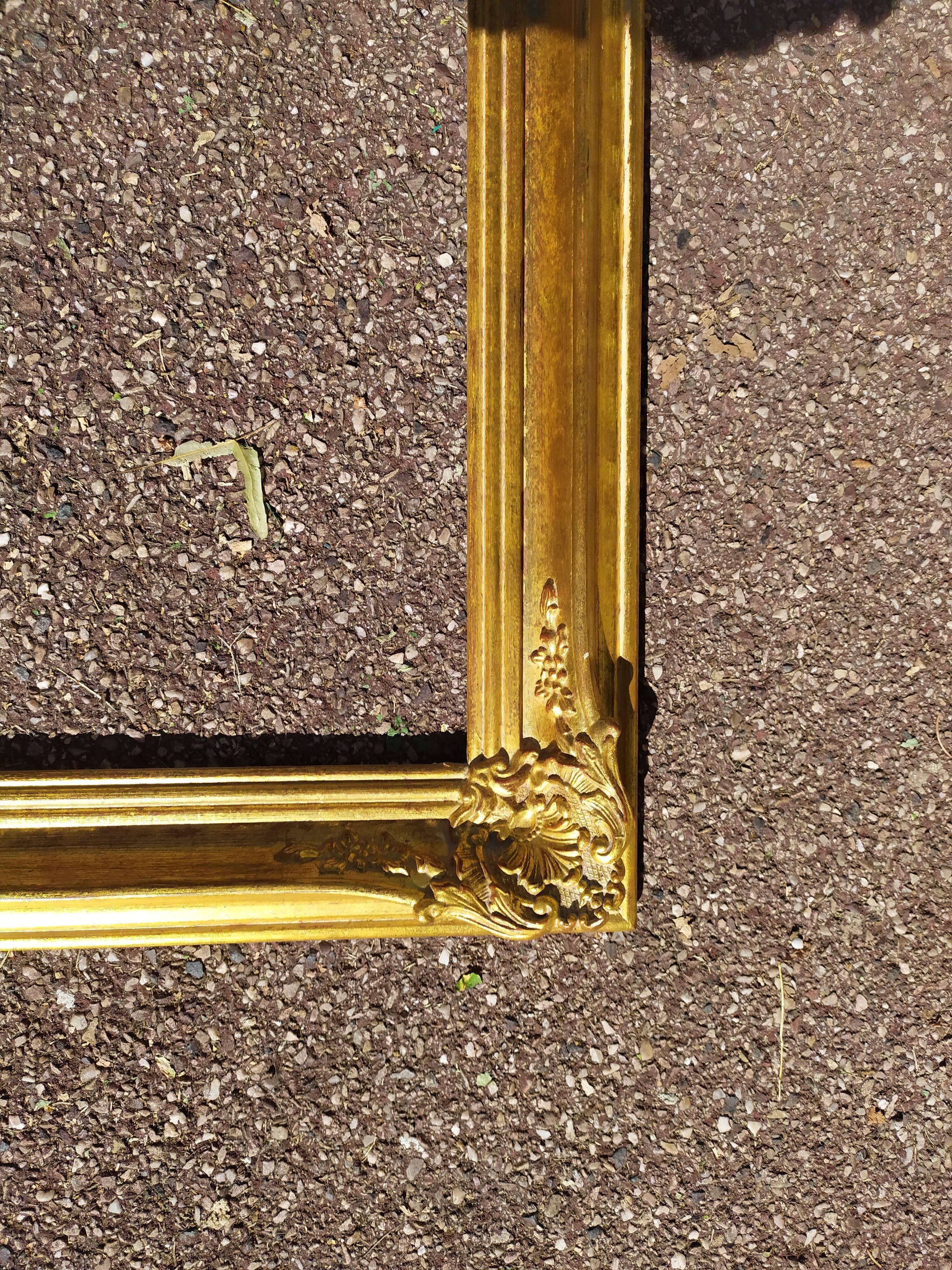 Old frame in gilded wood 58 x 68 cm