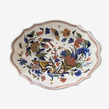Dish in swaddled earthenware