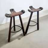 Set of 2 vintage spanish brutalist stools / bar stools