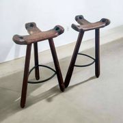 Set of 2 vintage spanish brutalist stools / bar stools